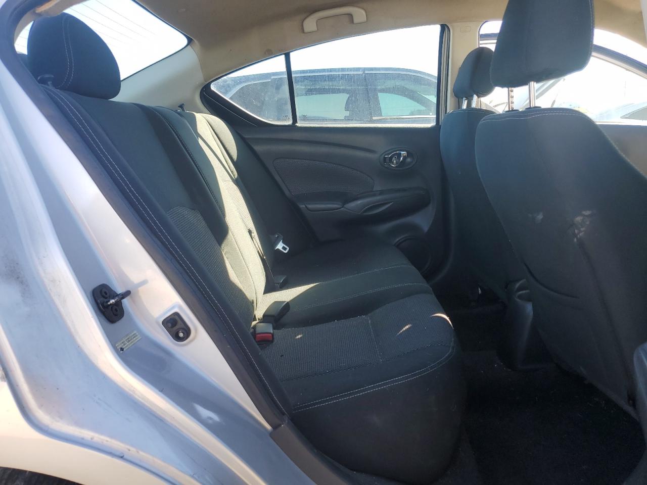 2017 Nissan Versa - Image 10