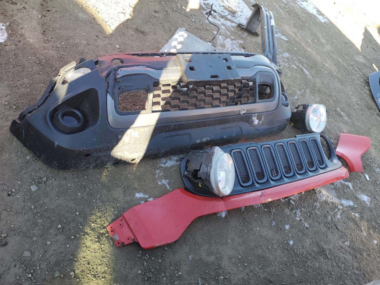 2018 Jeep Renegade - Image 12