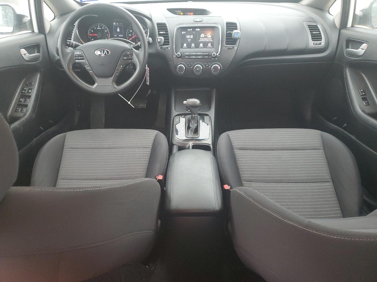 2018 Kia Forte - Image 8