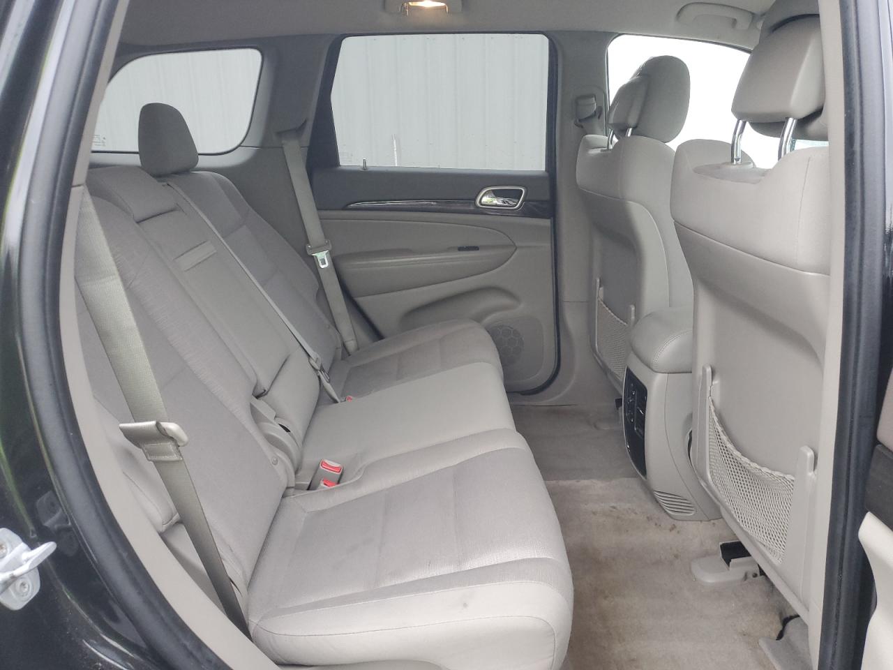 2011 Jeep Grand Cherokee - Image 11