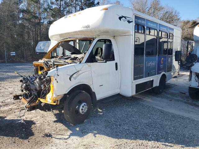 2022 Chevrolet Express G4500 