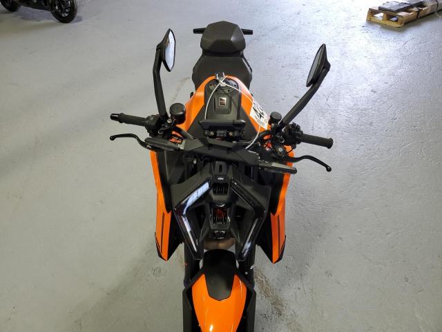 2024 KTM 1290 SUPER DUKE R