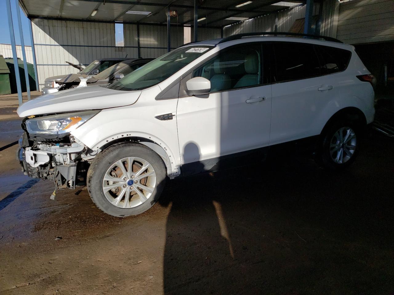 VIN 1FMCU0HD4JUC32423 2018 FORD ESCAPE no.1