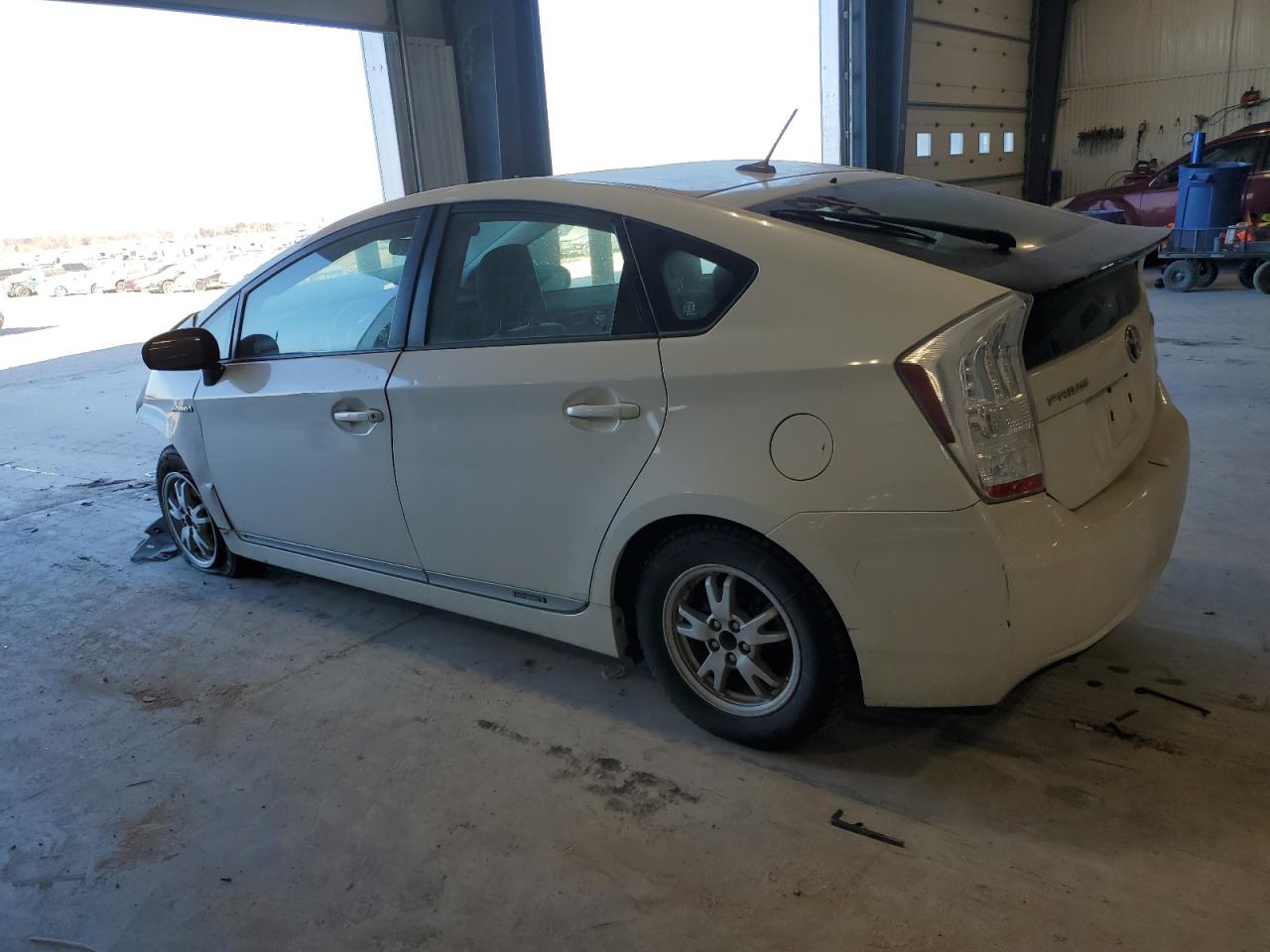 2010 Toyota Prius - Image 2