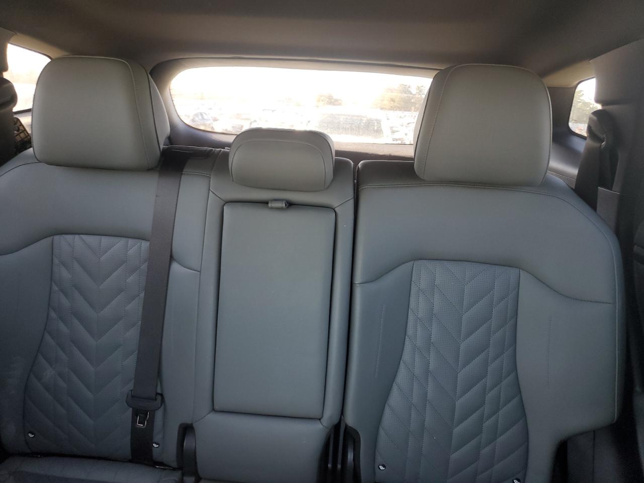 2023 Kia Sportage - Image 10