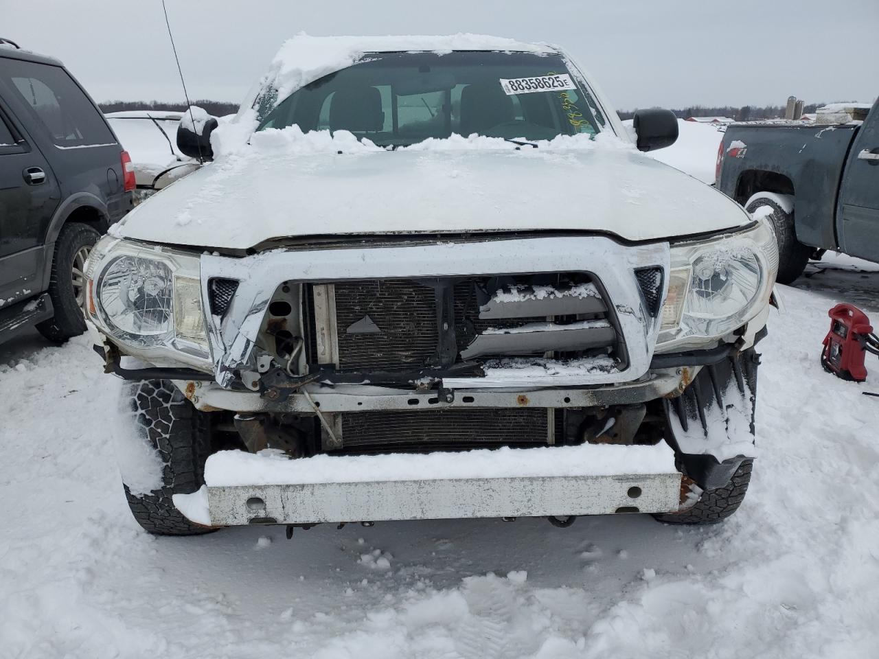 2010 Toyota Tacoma - Image 5