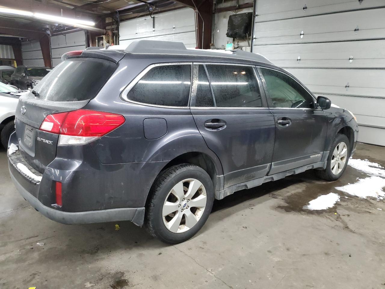 2012 Subaru Outback - Image 3