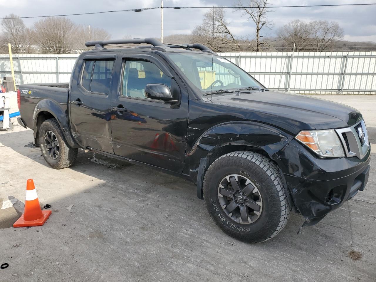 2014 Nissan Navara (Frontier) - Image 4
