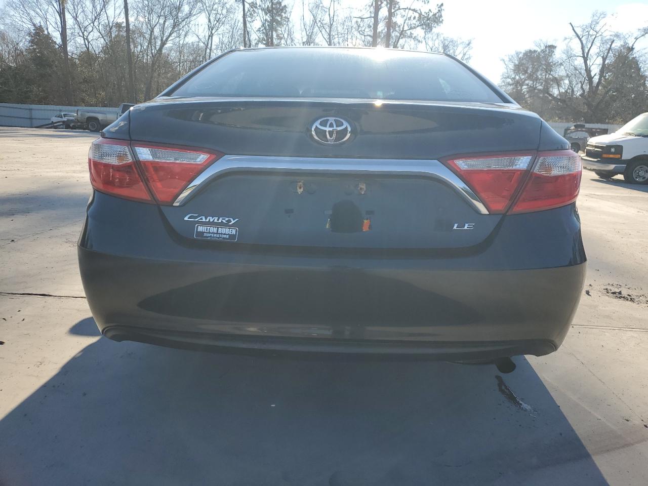 2017 Toyota Camry - Image 6