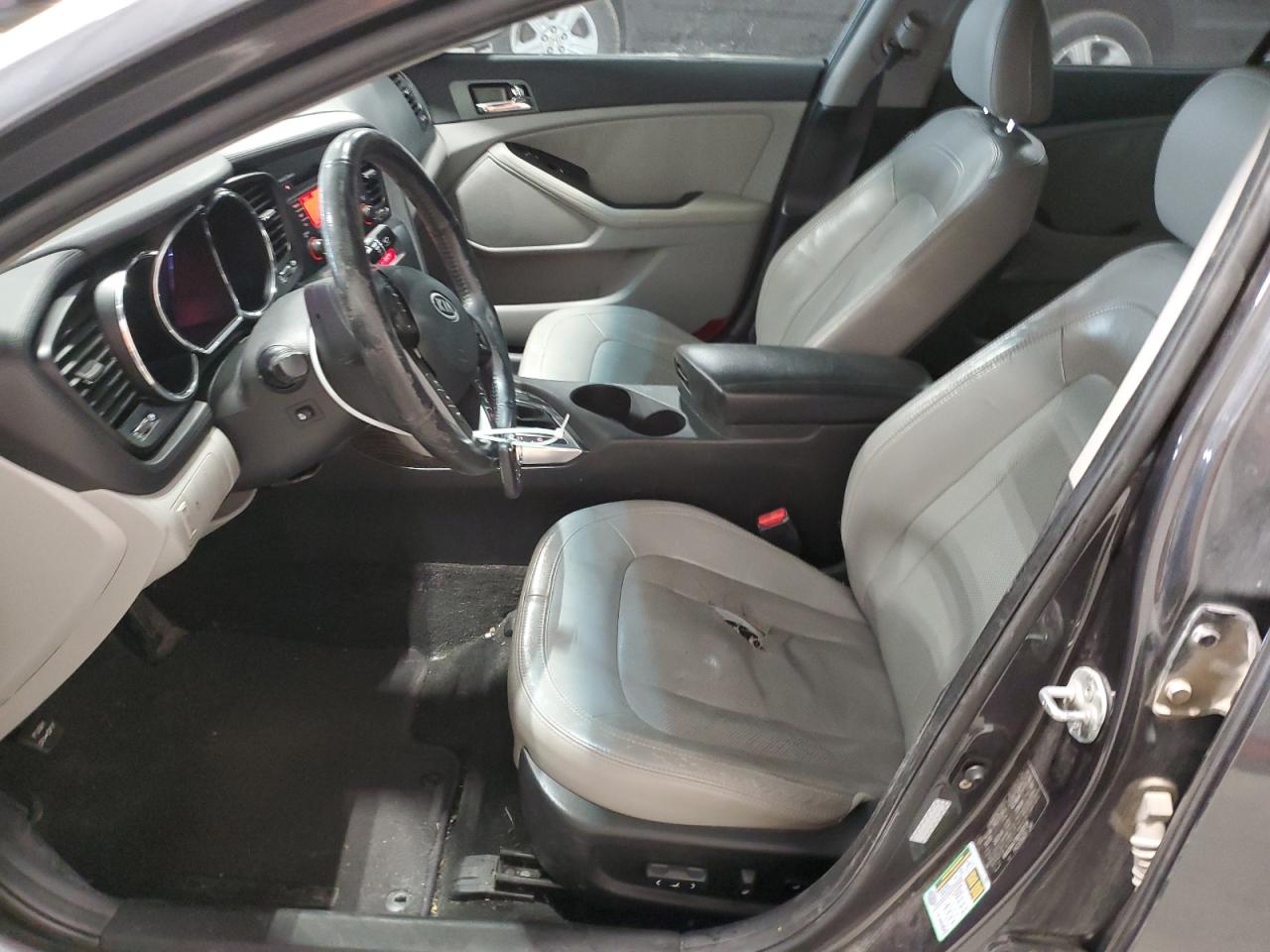 2011 Kia Optima - Image 7