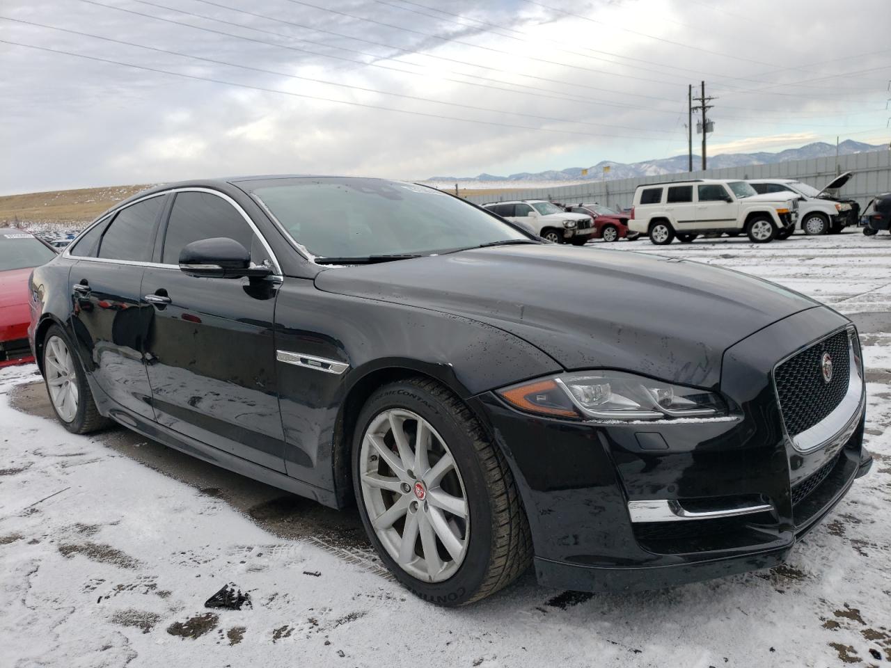 2019 Jaguar XJ - Image 4