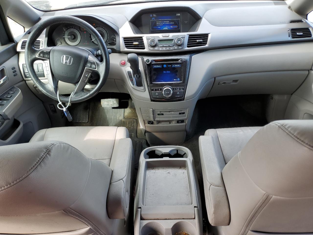 2015 Honda Odyssey - Image 8