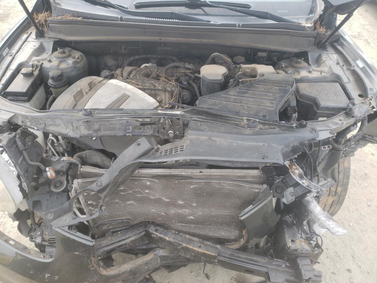 2012 Hyundai Santa Fe - Image 13