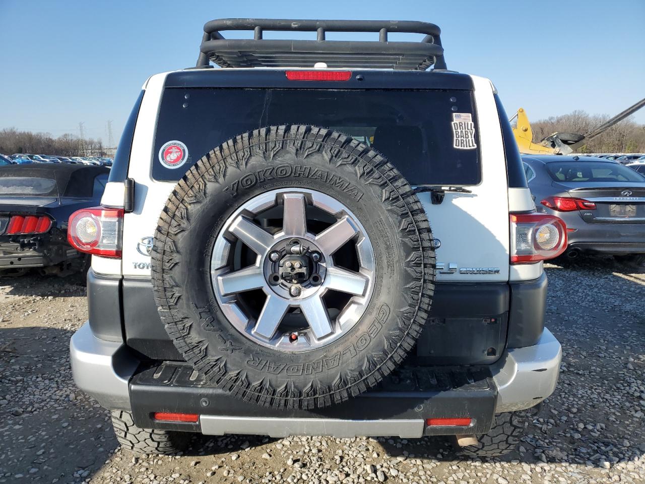 2014 Toyota FJ Cruiser - Image 6