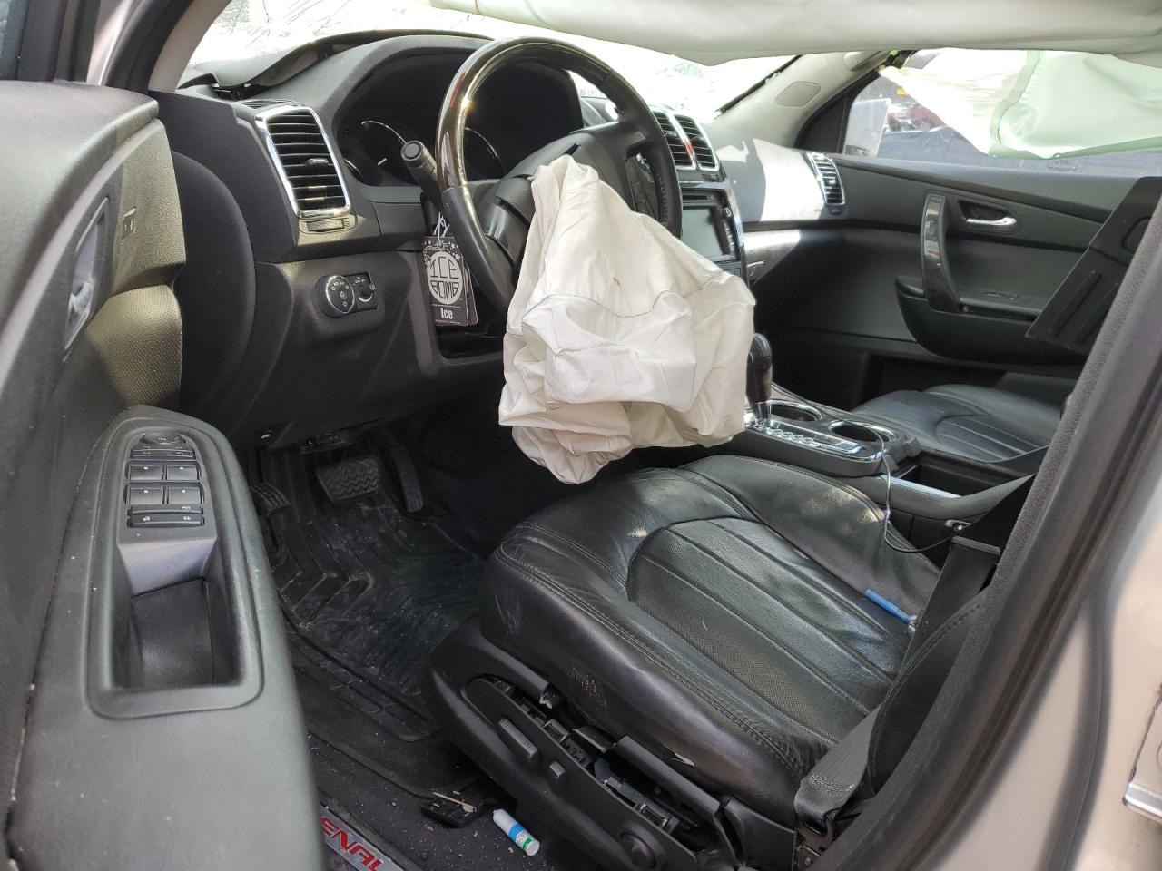 2012 GMC Acadia - Image 8