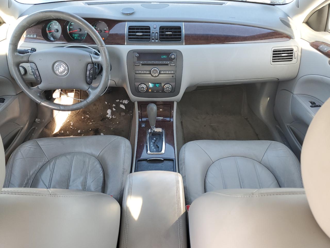 2011 Buick Lucerne - Image 8