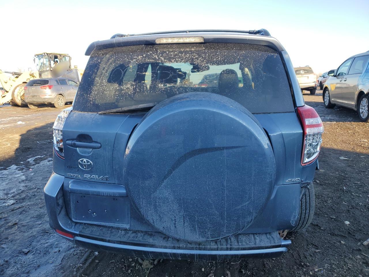 2010 Toyota RAV 4 - Image 6