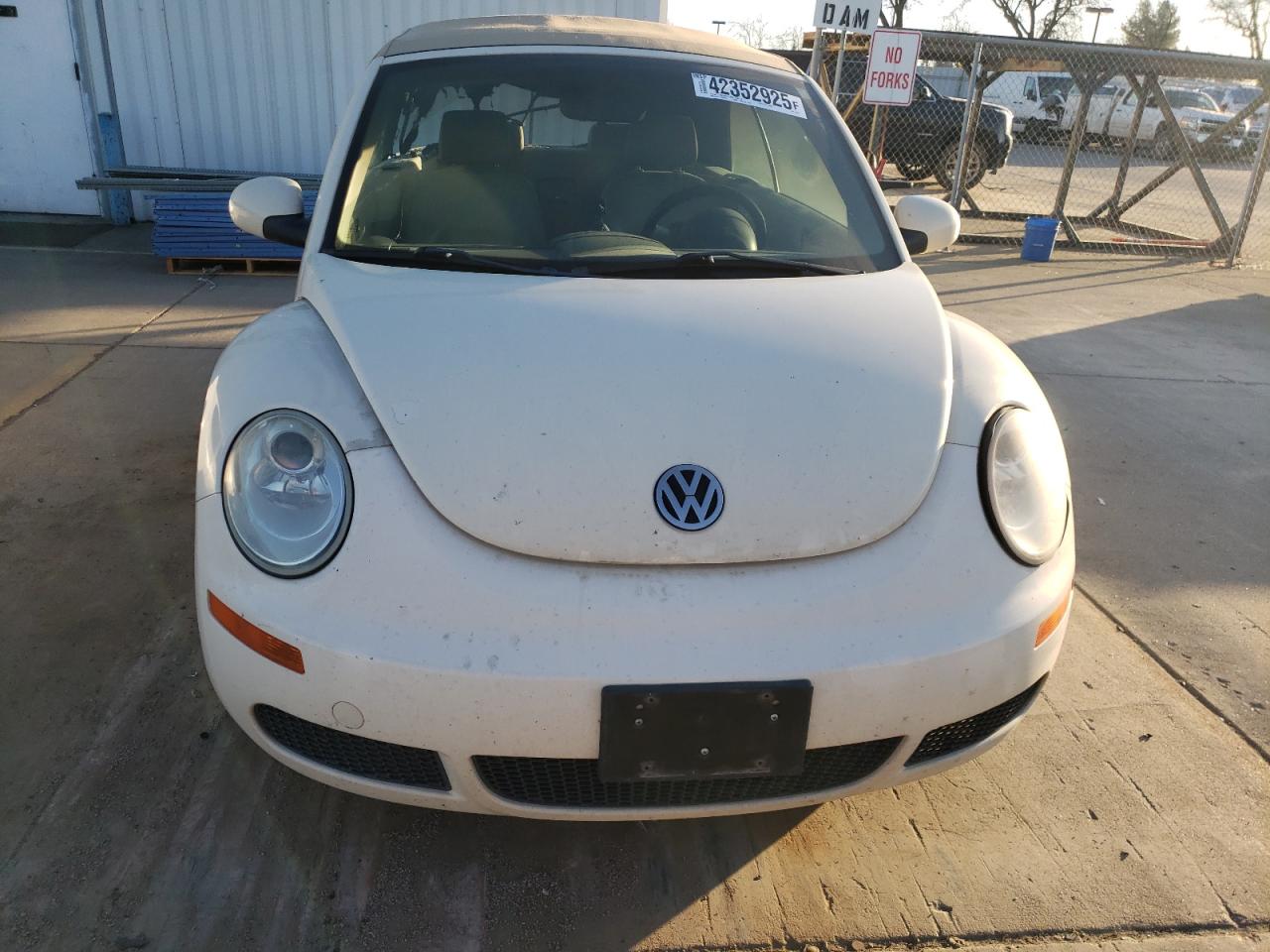 2007 Volkswagen Beetle - Image 5