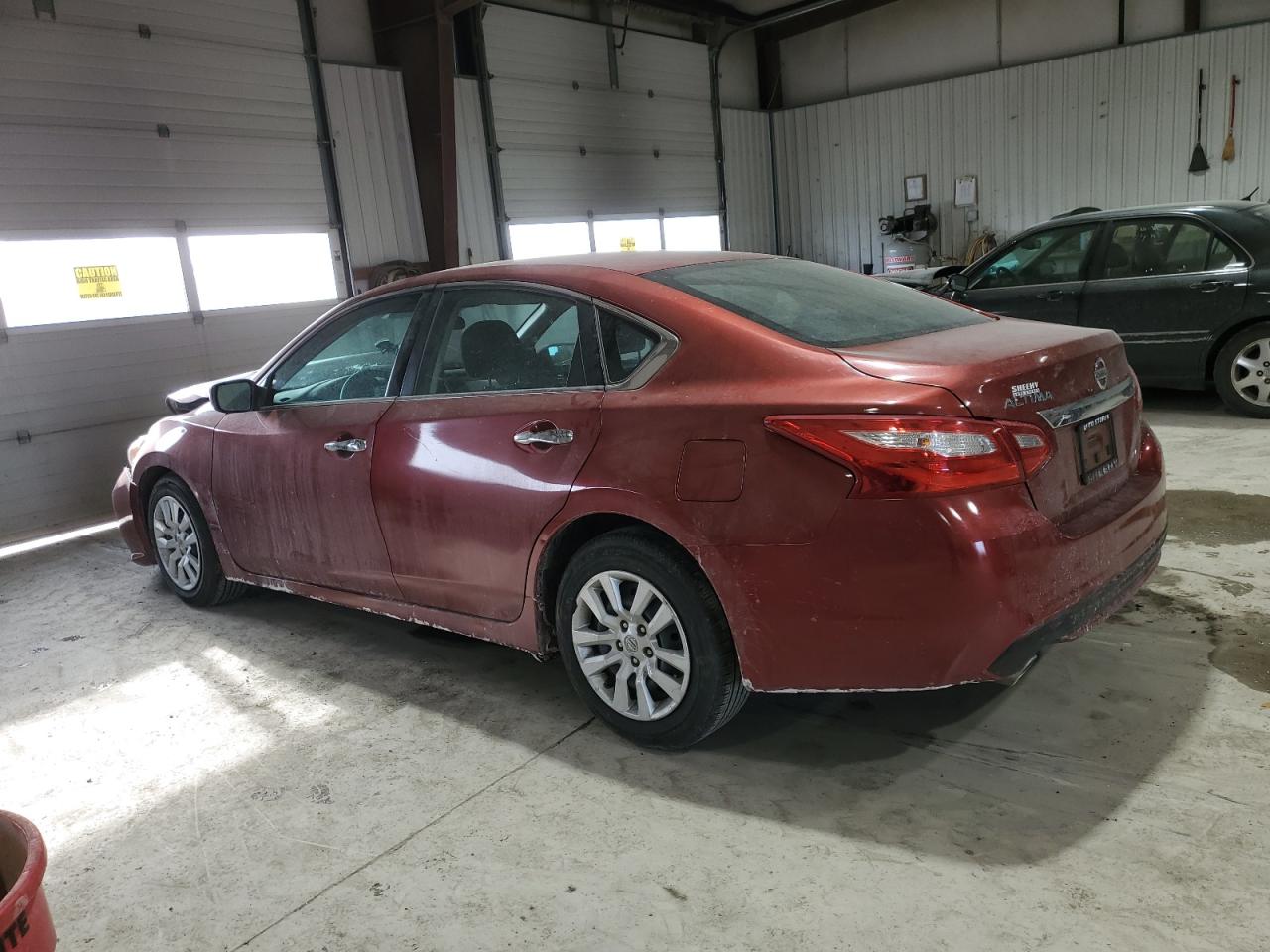 2016 Nissan Altima - Image 2