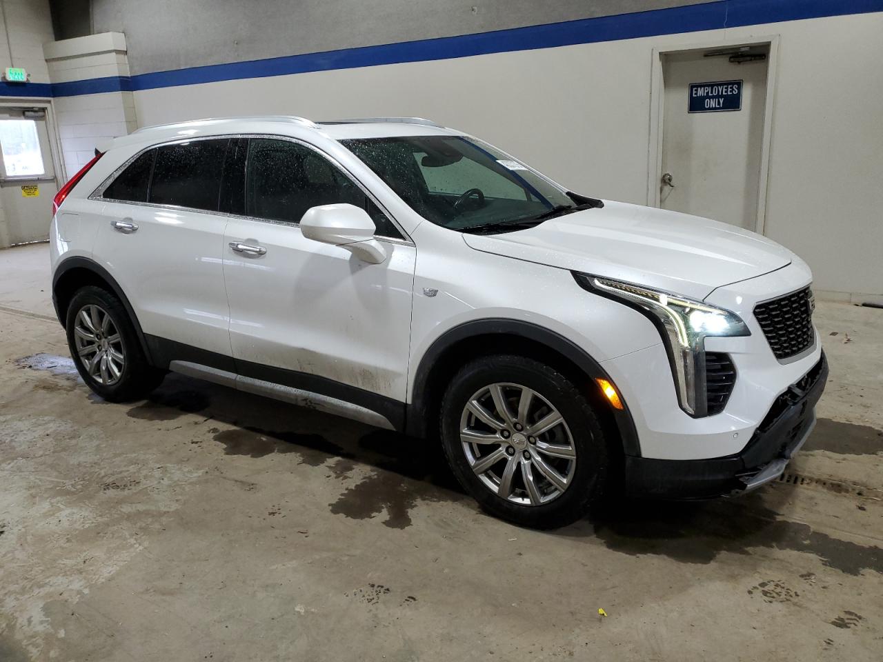 2020 Cadillac XT4 - Image 4