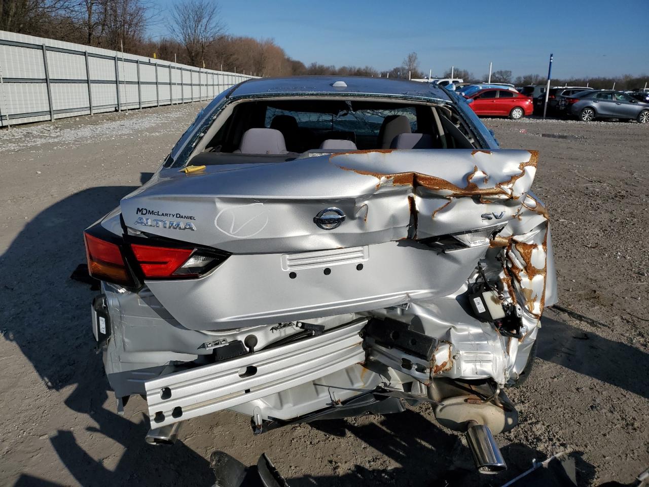 2019 Nissan Altima - Image 6
