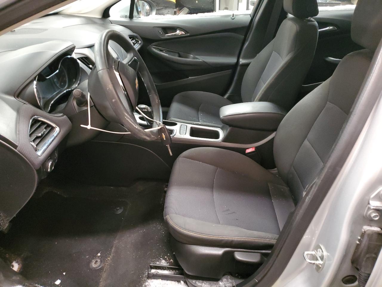 2018 Chevrolet Cruze - Image 7