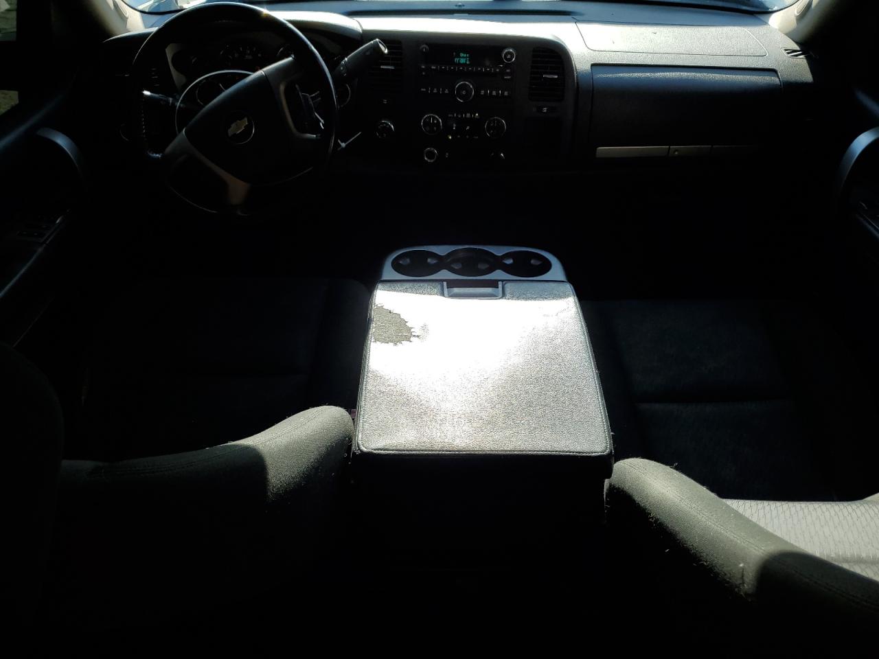 2012 Chevrolet Silverado - Image 8