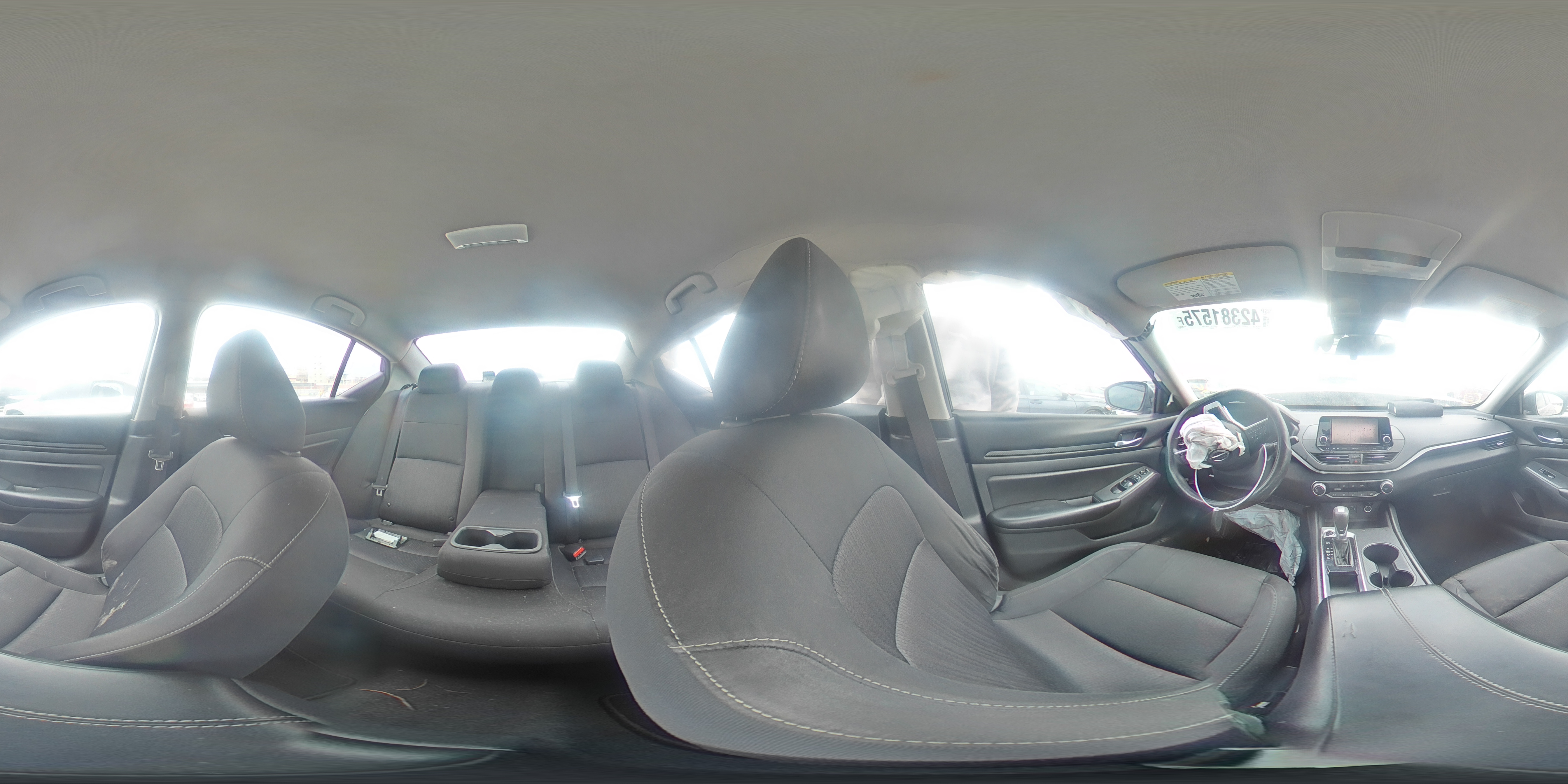 2021 Nissan Altima - Image 13