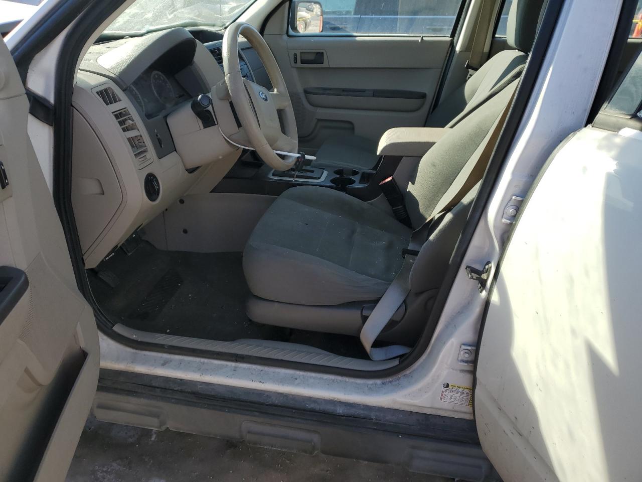 2010 Ford Escape - Image 7