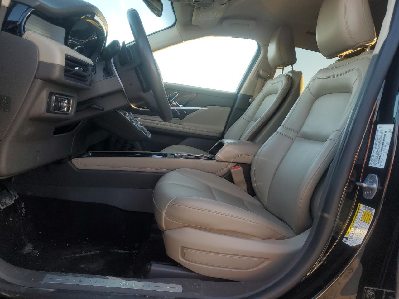 2021 Lincoln Corsair - Image 7