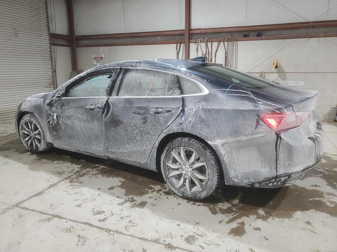 2017 Chevrolet Malibu - Image 2