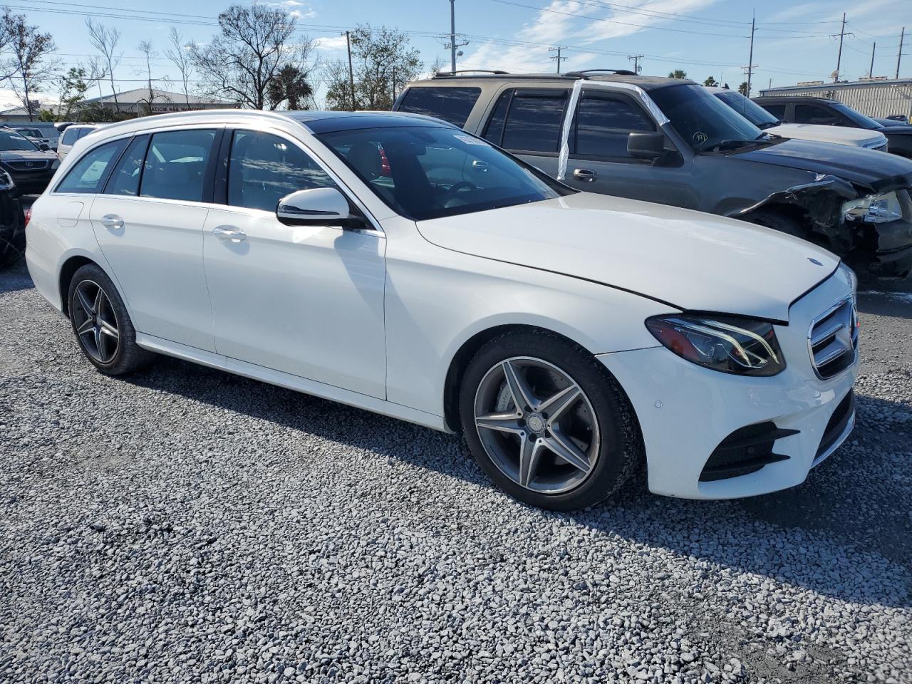 2017 Mercedes-Benz E-klasse - Image 4