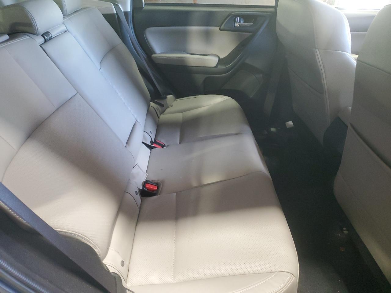 2018 Subaru Forester - Image 10