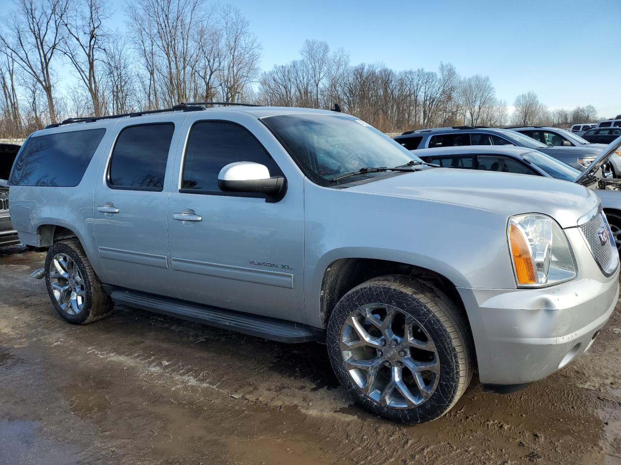 2013 GMC Yukon - Image 4