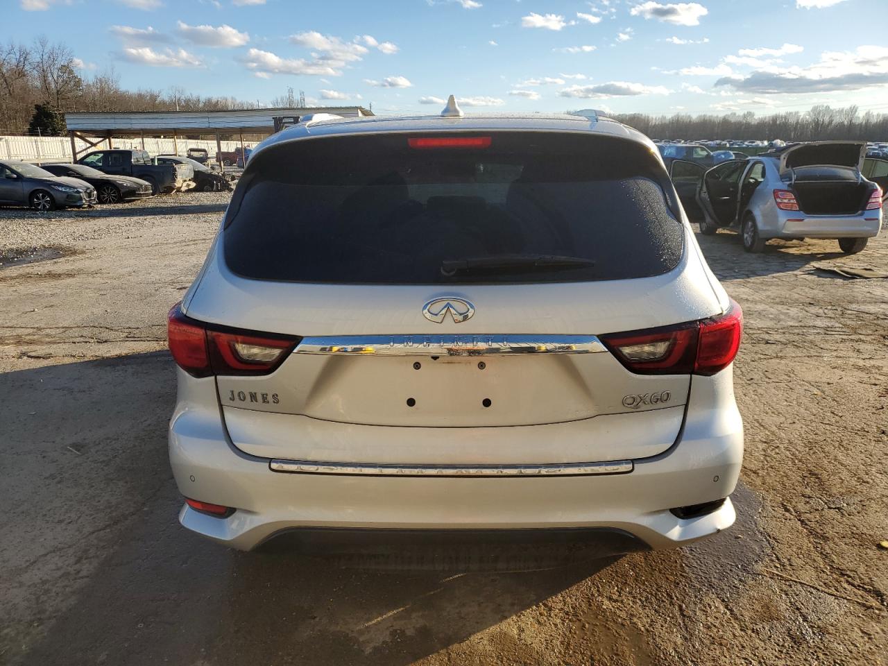 2018 Infiniti QX60 - Image 6