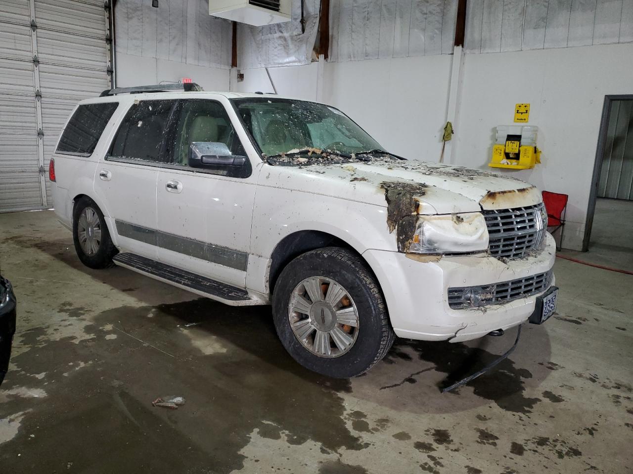 2009 Lincoln Navigator - Image 4