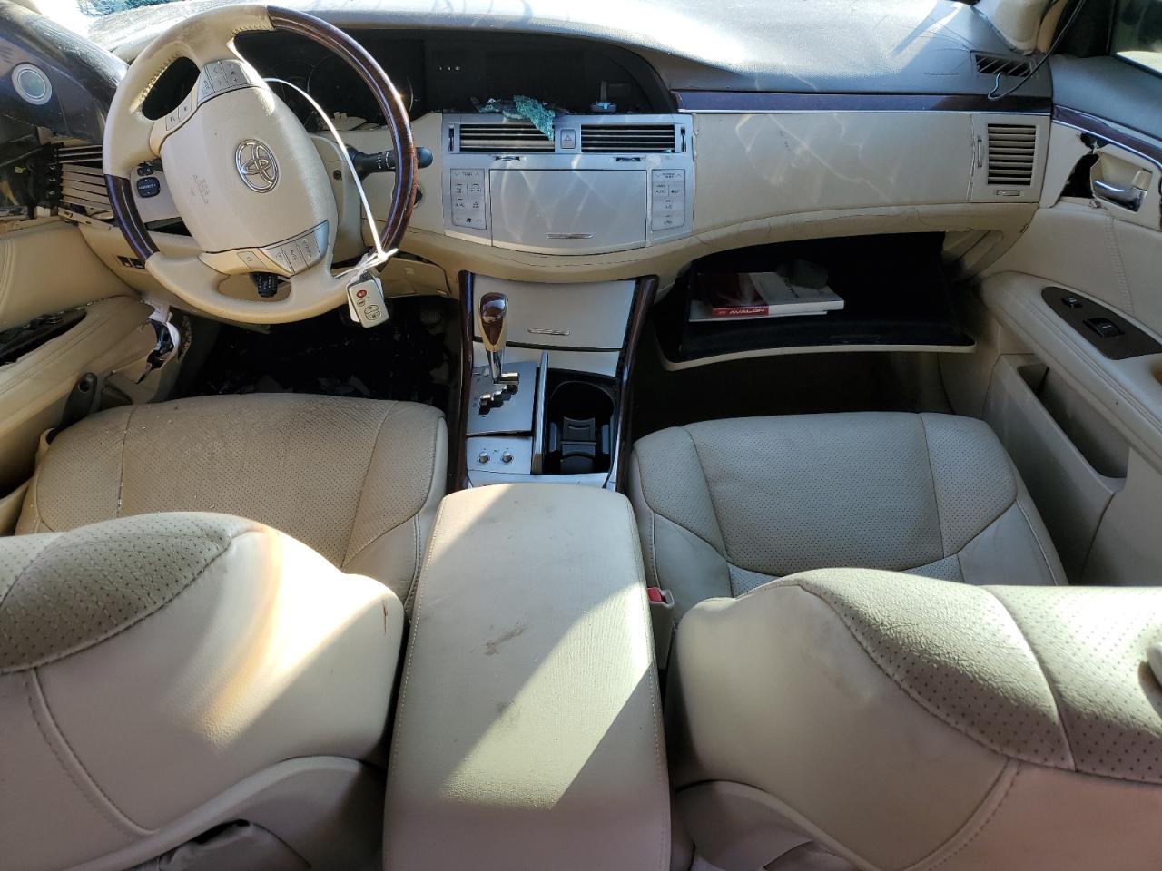 2009 Toyota Avalon - Image 8