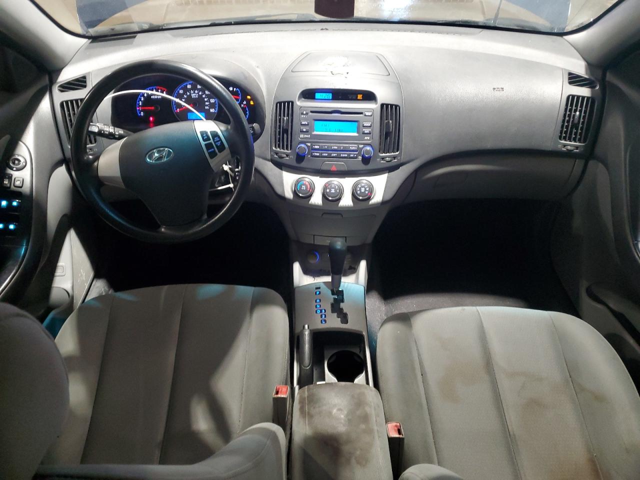 2009 Hyundai Elantra - Image 8