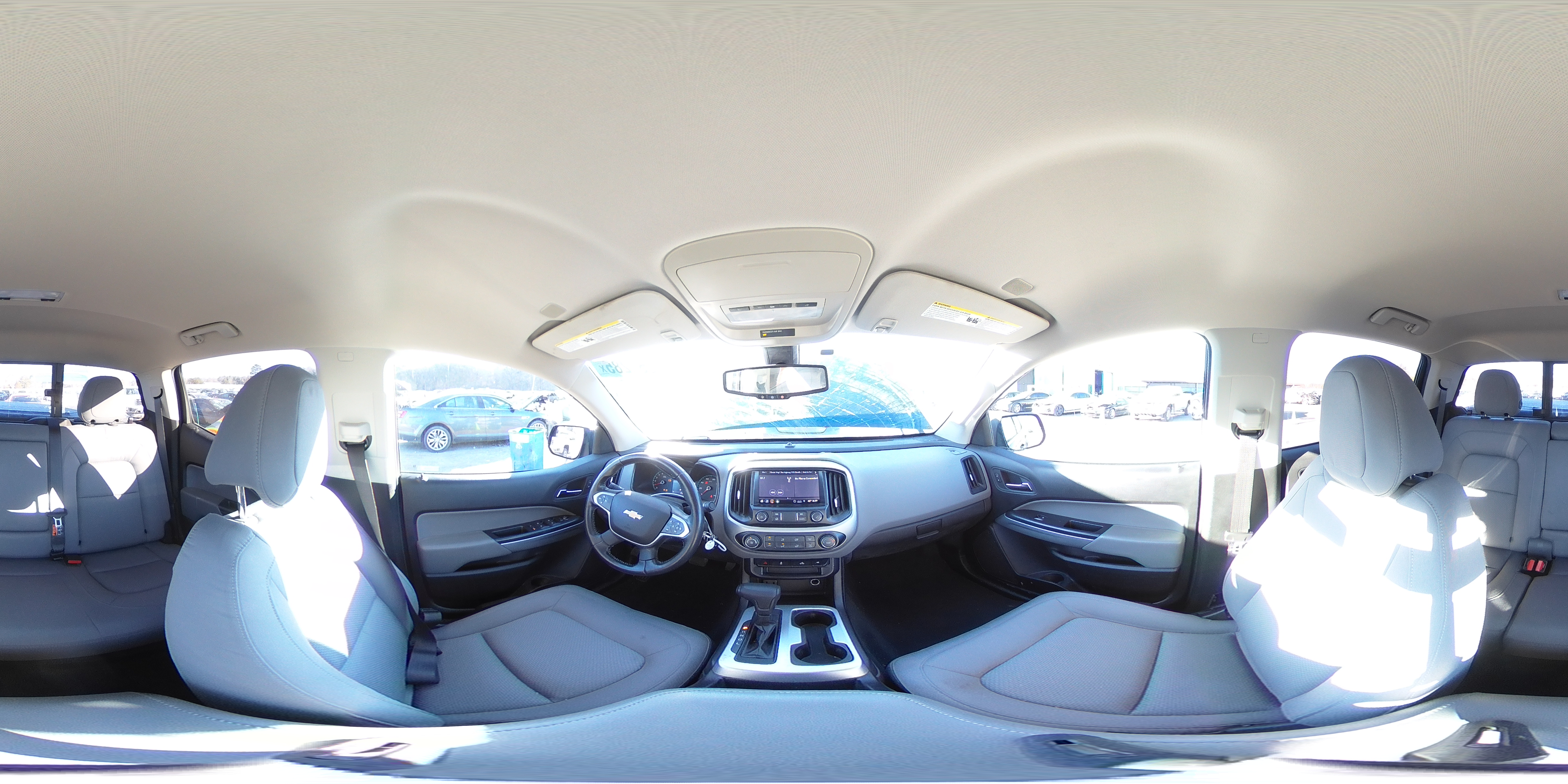 2019 Chevrolet Colorado - Image 13