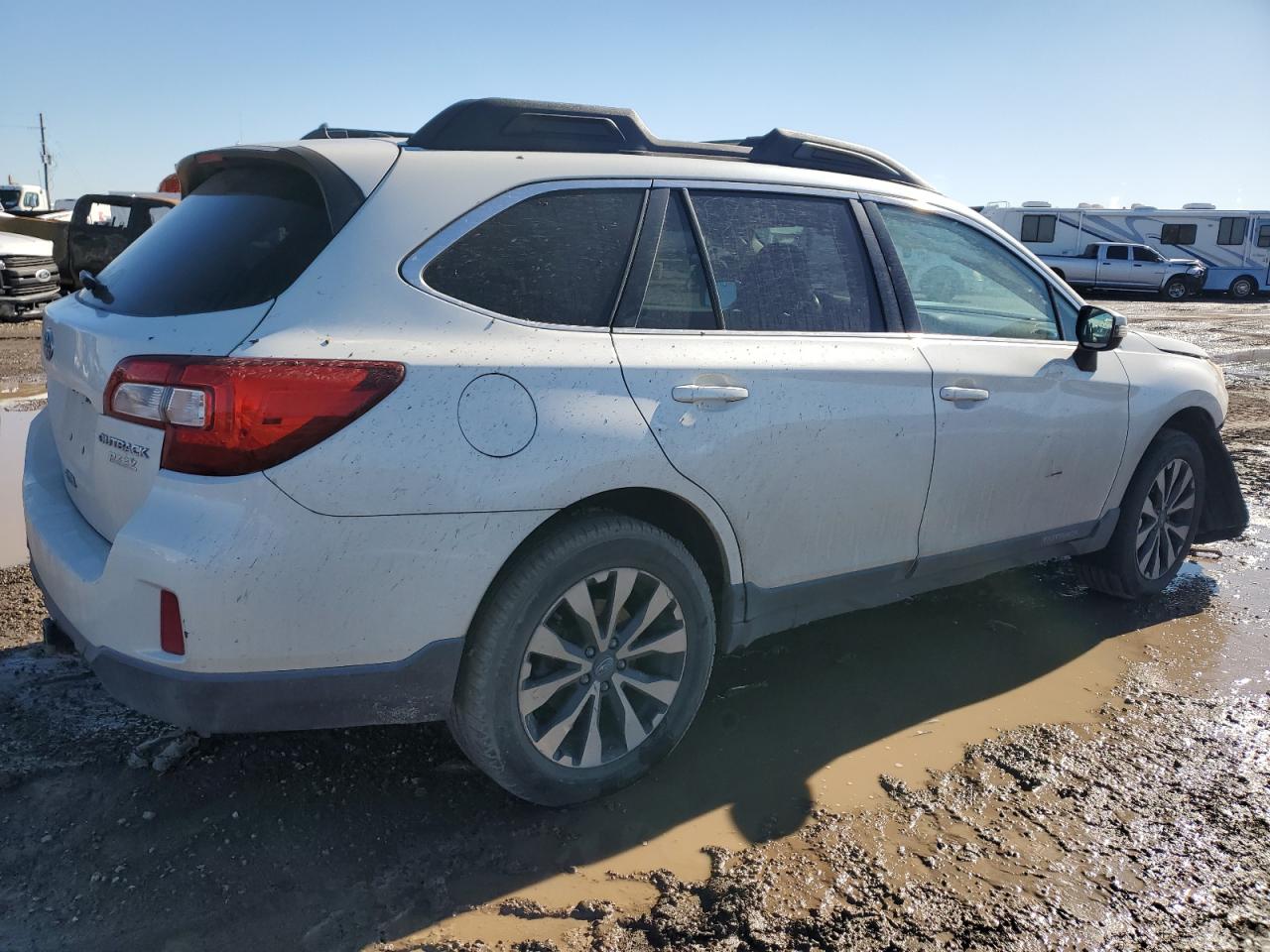 2015 Subaru Outback - Image 3