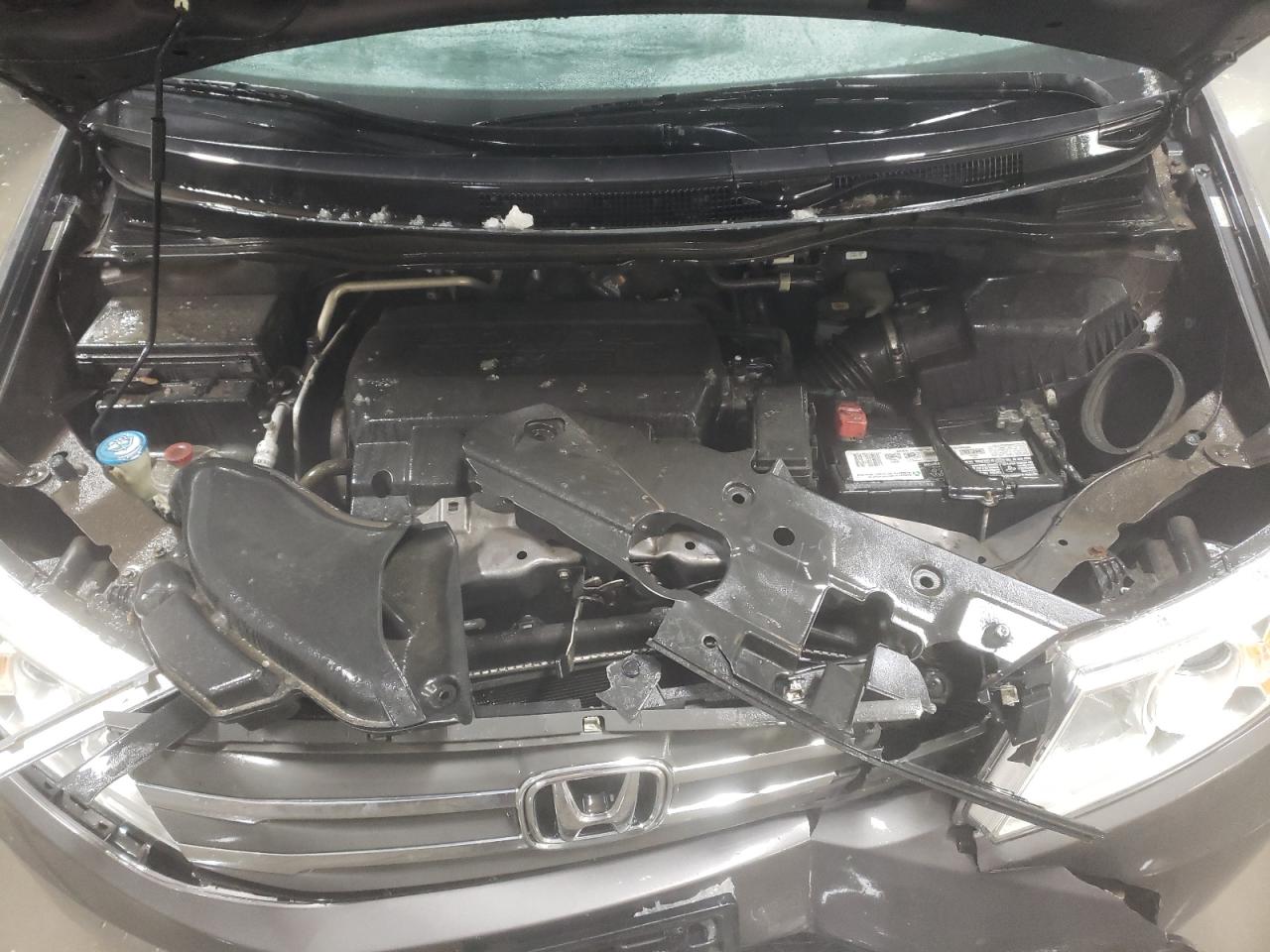 2012 Honda Odyssey - Image 12