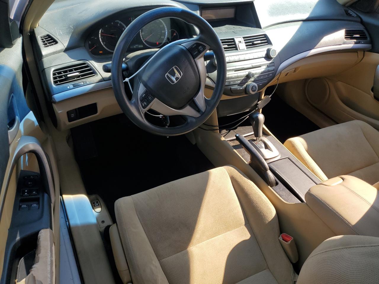 2009 Honda Accord - Image 8