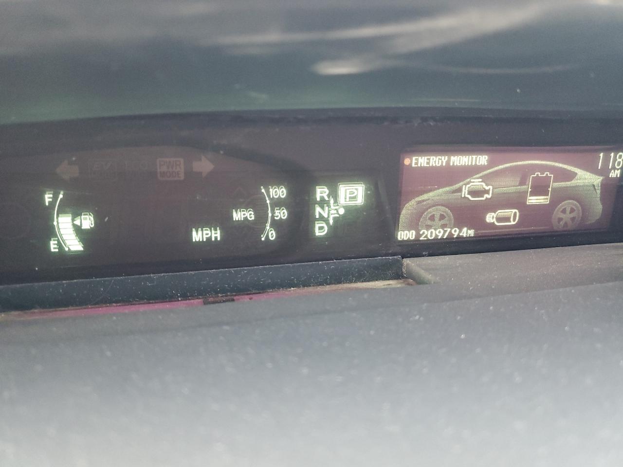 2015 Toyota Prius - Image 9