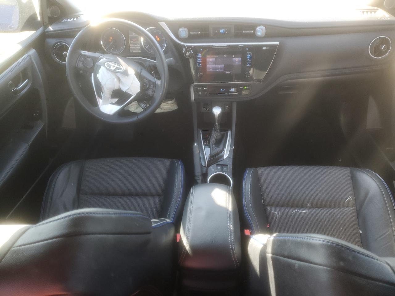 2018 Toyota Corolla - Image 8