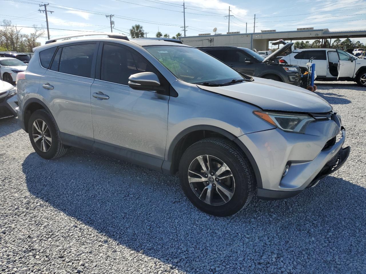 2016 Toyota RAV 4 - Image 4
