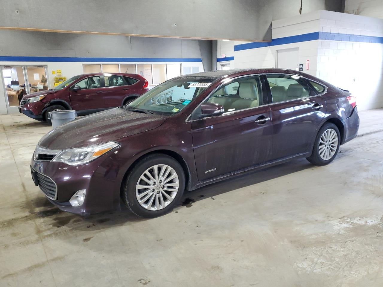2014 Toyota Avalon - Image 1