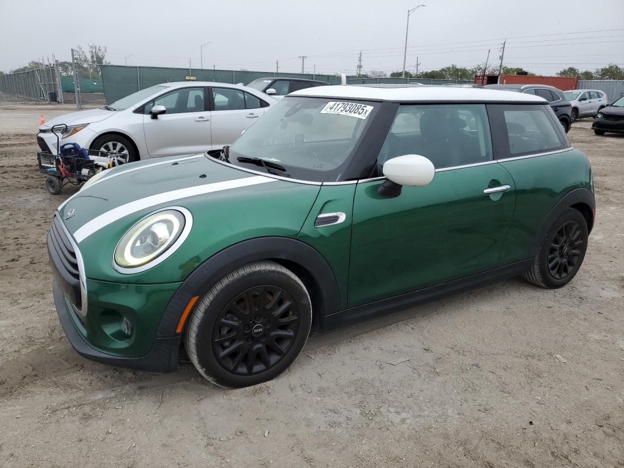 2020 MINI Cooper - Image 1