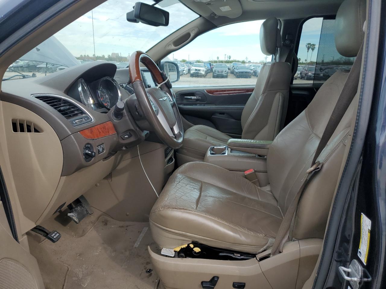 2014 Chrysler Town & Country Limited VIN: 2C4RC1GG5ER178135 Lot: 89134885