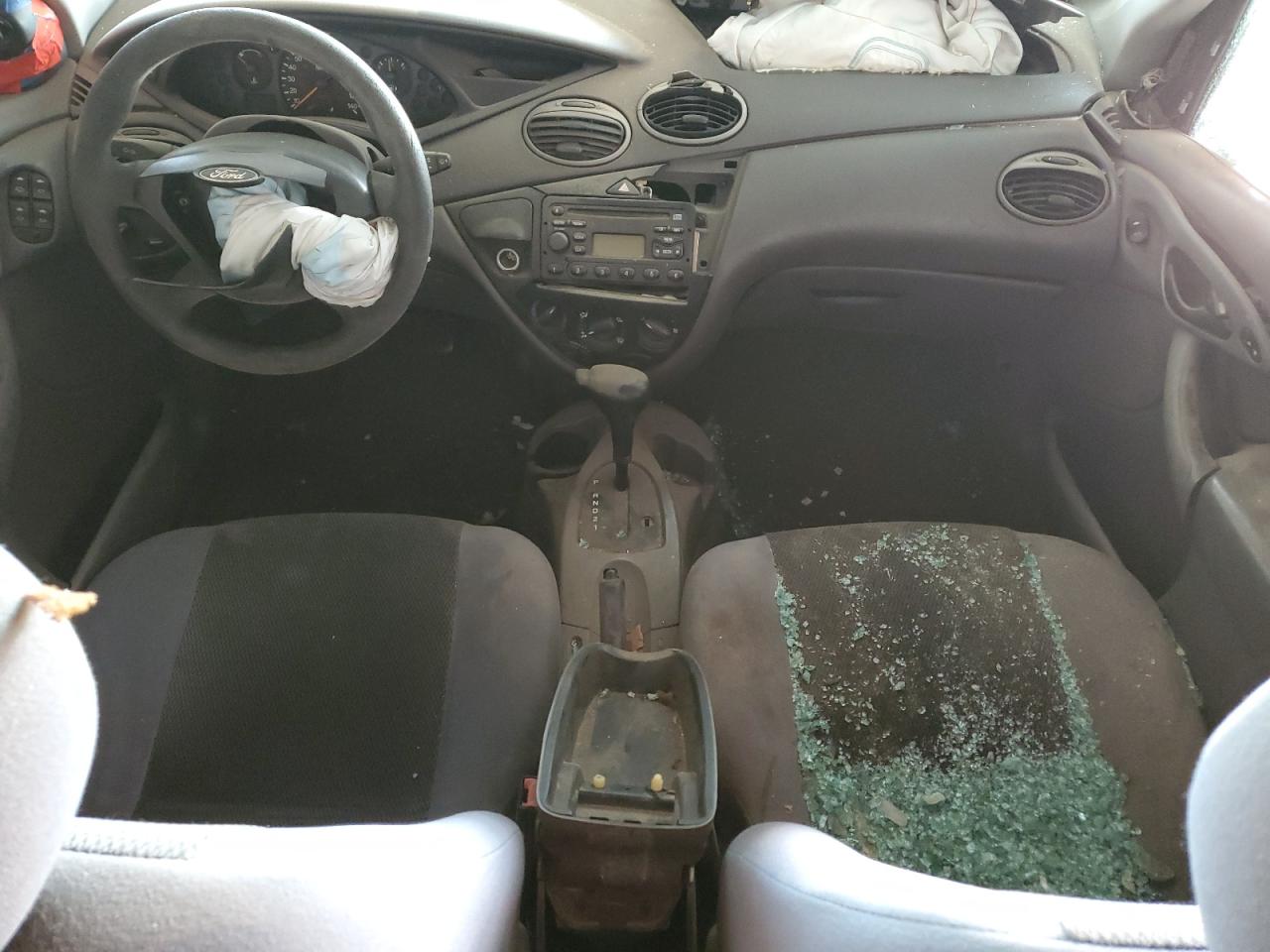 2004 Ford Focus - Image 8
