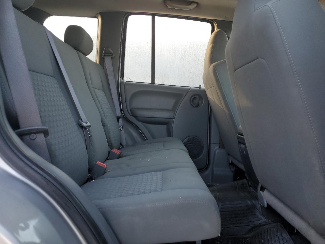 2006 Jeep Liberty (North America) - Image 11